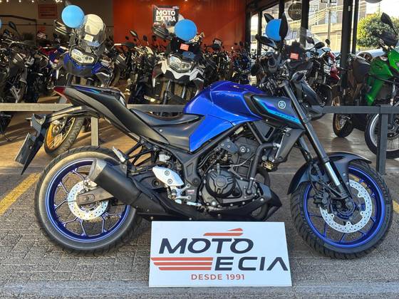 YAMAHA MT-03 ABS YAMAHA MT-03 ABS